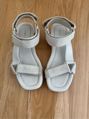 Vince Light Beige/Grey Suede Strap Sandals Slight Platform - Size 6